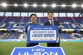 九江三中体艺中心推动校园足球特色班发展